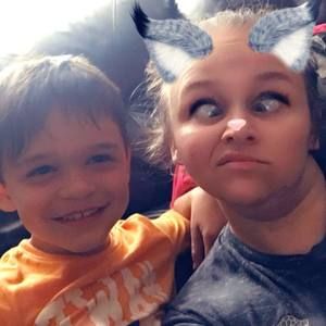 Meet your Posher, Jona